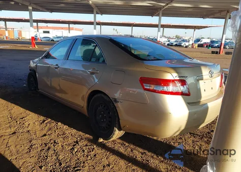 2011 Toyota Camry Le z USA, uszkodzony, nr VIN 4T1BF3EK6BU188713